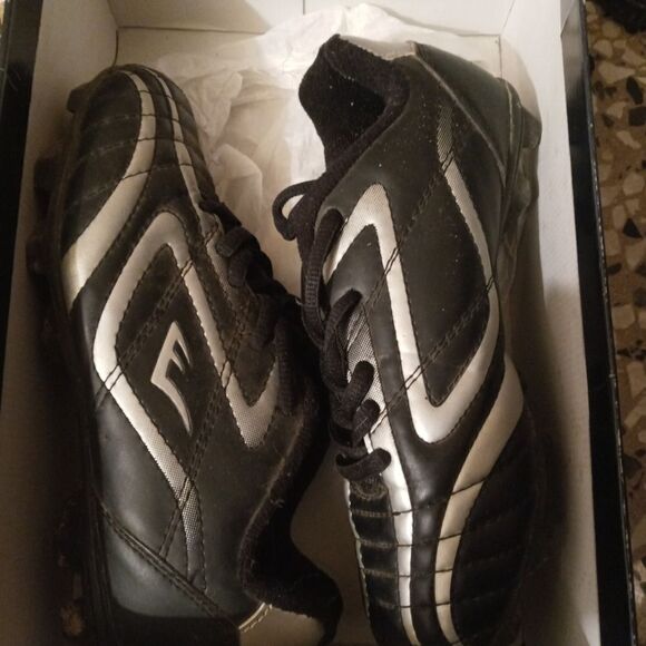 Cleats   - Picture 2 of 3